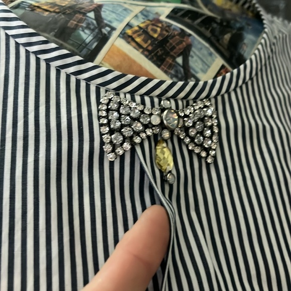 J crew linen top with embellishment - Picture 5 of 5